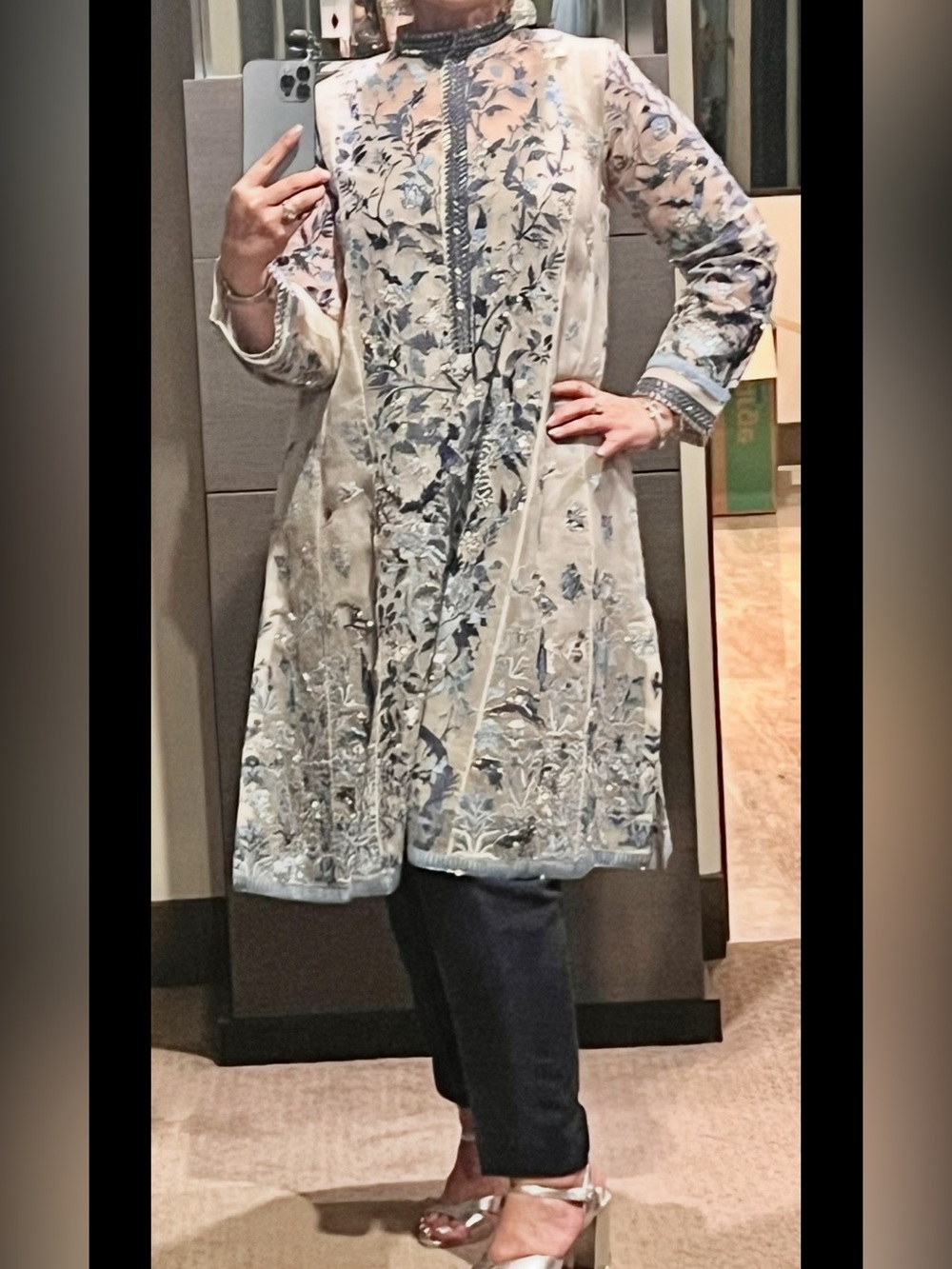 Embroidered Long Sleeve Floral Tunic Dress in Light Blue